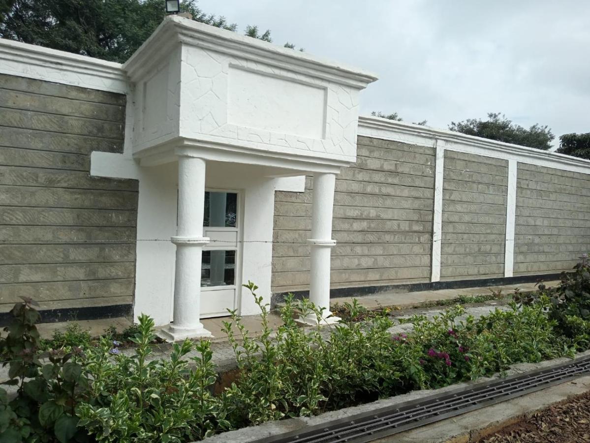 Brooks Lodge Nakuru Extérieur photo